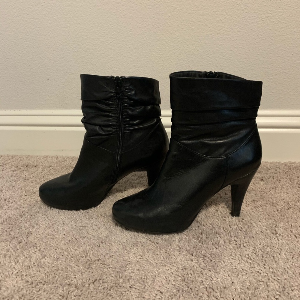Worthington booties size 9